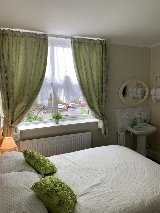 The George Guest House Бринлингтон Экстерьер фото